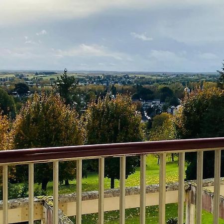 Logement Meuble Pres De Beauval Montrichard Exterior foto